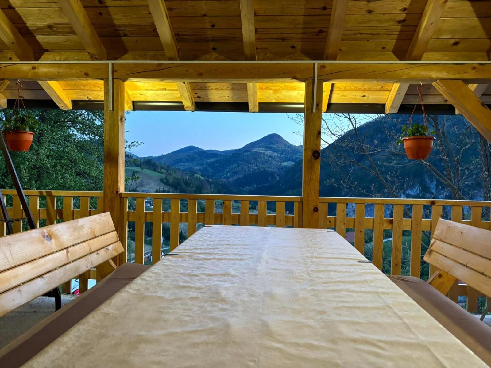 Ljubav Stara Zaovine Hotel Lazici Екстериор снимка