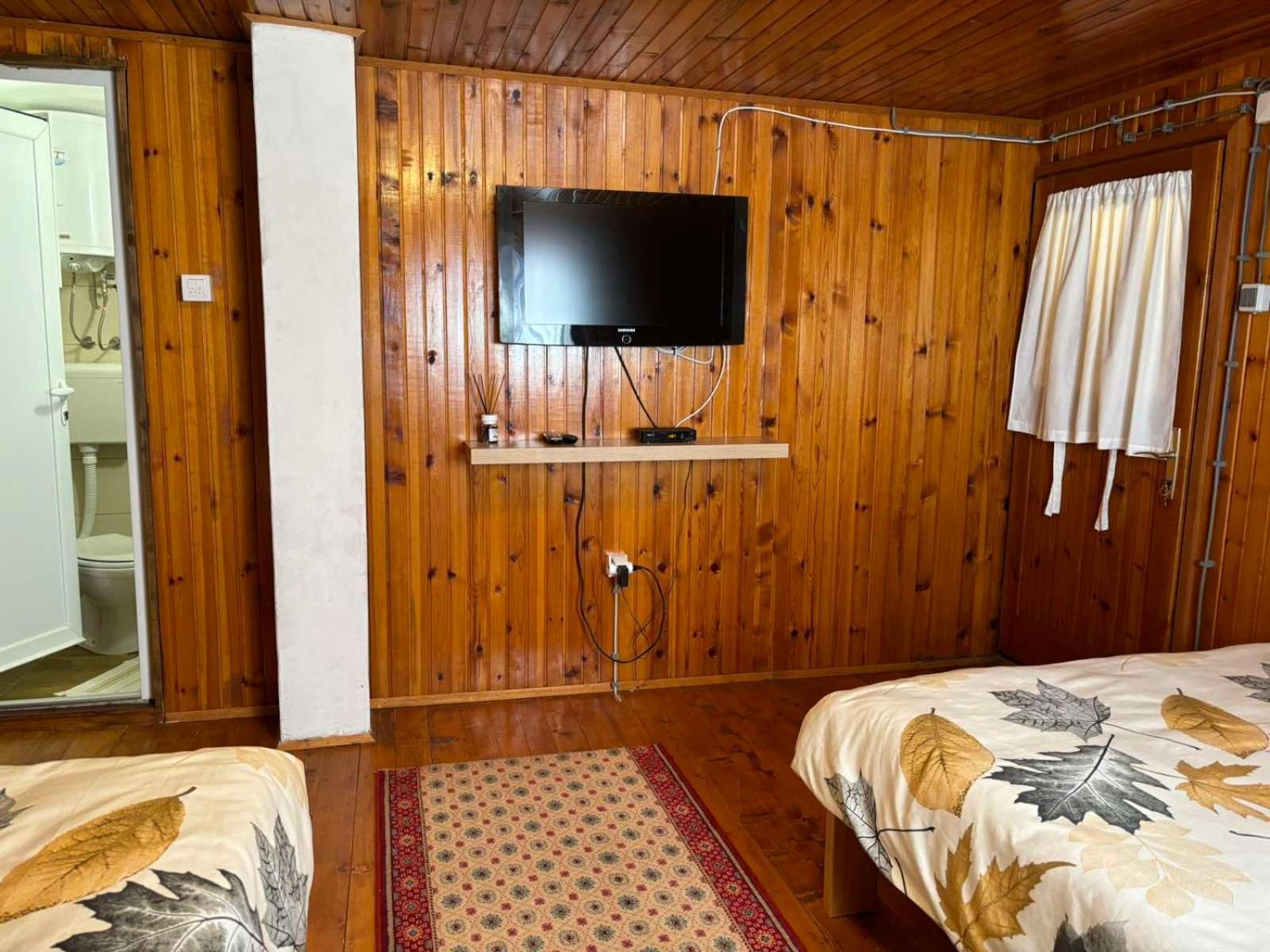 Ljubav Stara Zaovine Hotel Lazici Екстериор снимка