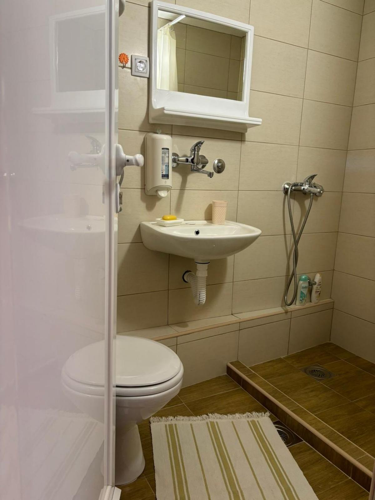 Ljubav Stara Zaovine Hotel Lazici Екстериор снимка